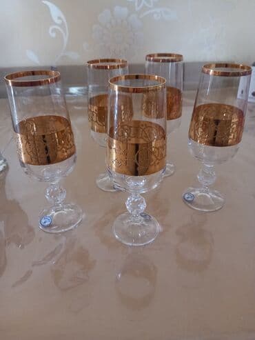 qırıq ekran şəkilləri: Qədəhlər — 1