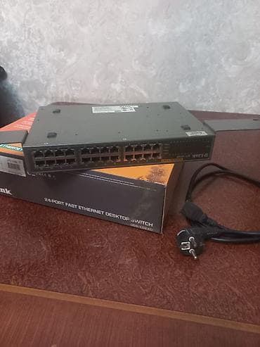 Monitorlar: D‑Link DES‑1024D 24-port Fast Ethernet switch Xüsusiyyətlər: - 24x — 1