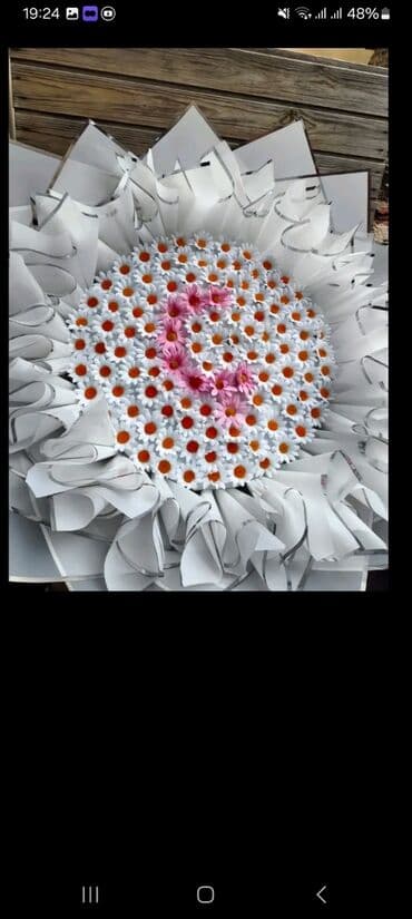 süni gul: Solmayan, süni buketlər — 12