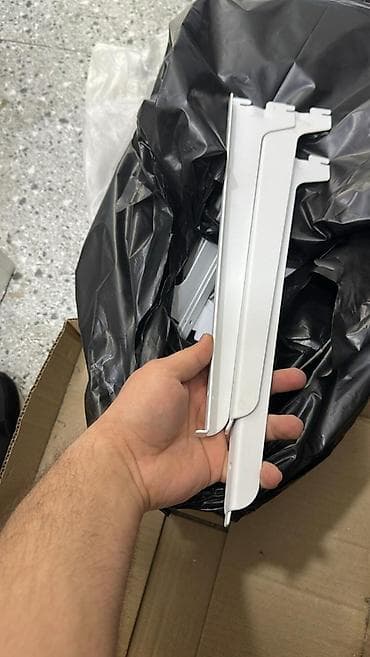 Metal fermalar: Metal rəf tutacağı (35 sm) – ağ rəng. - Uzunluq: 35 sm - Material — 1