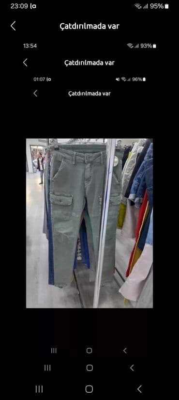 bershka xs: Yaşıl rəngdə cargo şalvar - Model: Cargo/papaq cibləri olan dar kəsim — 1