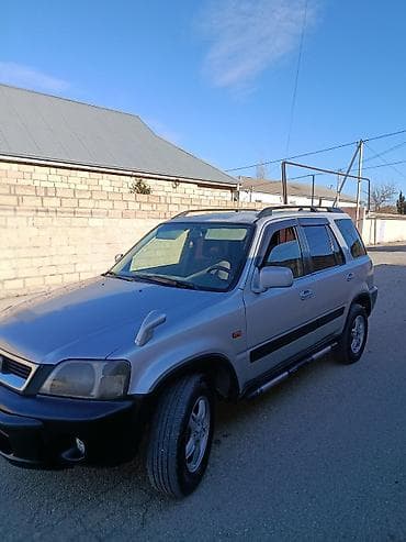 qız maşınları qiyməti: Honda CR-V (I nəsil, 5 qapı) – şəhər və kənar yollar üçün praktik — 7