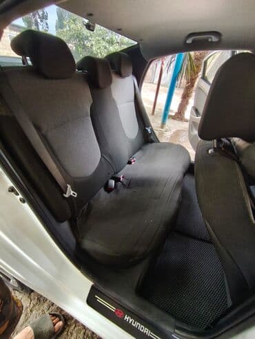 купить чехлы на авто: Hyundai Accent: 1.6 l | 2013 il Sedan — 4