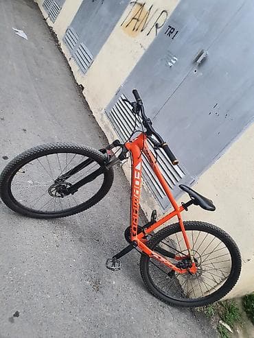 - Brend/model: Forward (MTB tipli velosiped) - Rəng: Parlaq narıncı