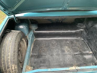 vaz 2107 oturacaqlari: Lada 2107 sedan - Kuzov: 4 qapılı sedan, mavi rəng - Mühərrik — 10