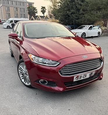 avtomobil bazarı: Ford Fusion (qırmızı sedan) - Kuzov: 4 qapılı sedan, parlaq qırmızı — 4