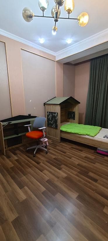 metbext desti: Yataq otağı üçün klassik üslubda ağ mebel dəsti — 7