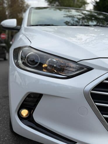 купить чехлы на авто: Hyundai Elantra: 1.6 л | 2017 г. Седан — 4