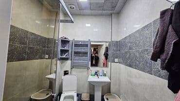 1 otaqlı kohnə tikili: 1 otaqlı, Yeni tikili, 45 kv. m — 6