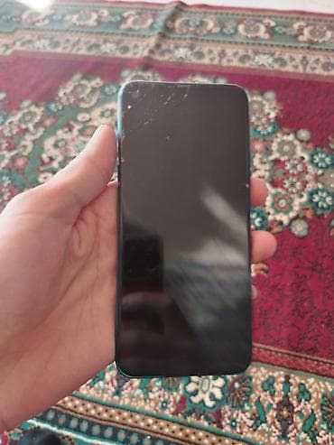 Tecno Spark, rəng - Yaşıl, Qırıq