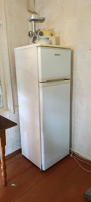 soyducu matoru: Beko ikiqapılı soyuducu Motoru təzədi, yaxşı soyudur. Ev təmir edilir — 1