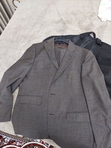 Kişi kostyum pencəyi - Rəng: tünd boz (xırda naxışlı) - Kəsim: iki