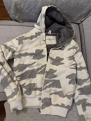 kişi geyimleri kurtkalar: İki üst geyimi dəsti 1) Kapüşonlu kamuflyaj jaket 15 azn Aberdinden — 2