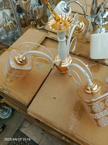 Qab-qacaq və mətbəx ləvazimatları: Çılçıraq, 3 lampa, Şüşə — 1