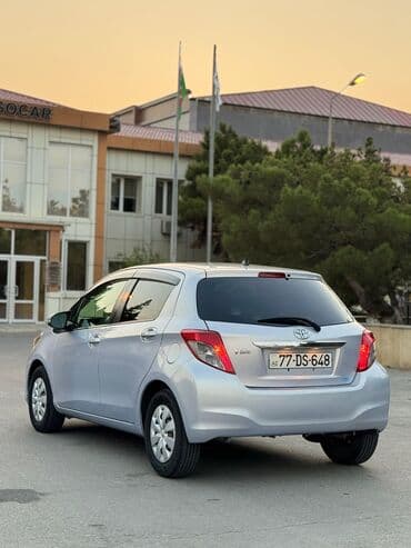 220 mator: Toyota Vitz: 1.3 l | 2012 il Hetçbek — 16