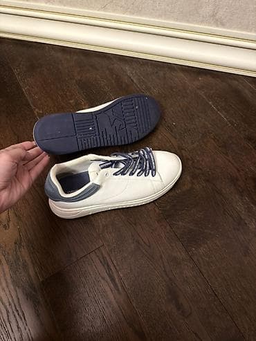 şanel krosovkalar: Emporio Armani EA7 kişi krossovkaları - Rəng: ağ üst hissə, tünd mavi — 3