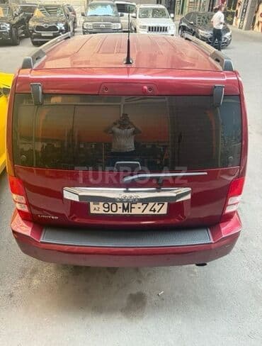 Jeep Cherokee: 3.7 л | 2011 г. Внедорожник — 7