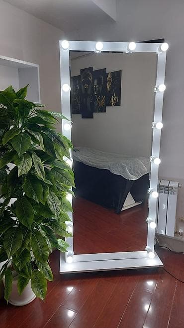 Güzgü Divar üçün, Düzbucaqlı, Makiyaj üçün