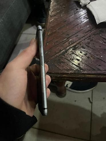 iphone 5 32 gb: IPhone 8, 64 GB, Qara, Barmaq izi — 8