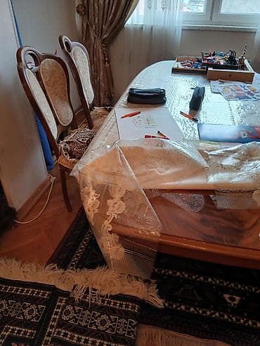 Стол и стулья — 2