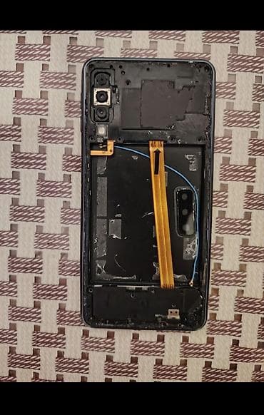 redmi note 5 pro: Samsung Galaxy A7 2018, 64 GB, rəng - Qara, Barmaq izi, İki sim kartlı, Face ID — 2