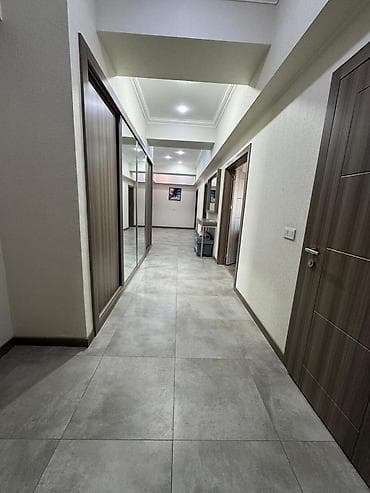 icare obyek: İcarəyə verilir 4 otaqlı yeni tikili 165 m², Ağ şəhər q. Kateqoriya — 6