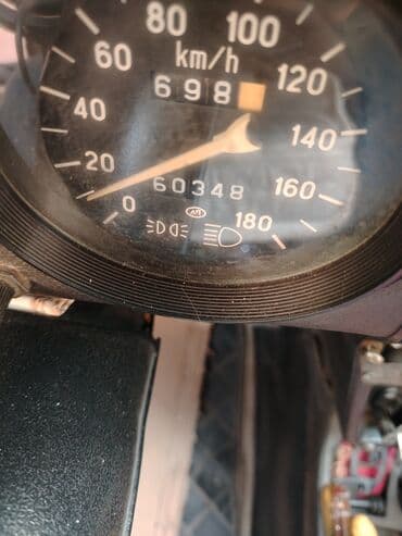 ваза напольная стеклянная высокая без узора: ВАЗ (ЛАДА) : 1.6 л | 2000 г. 60348 км Седан — 10