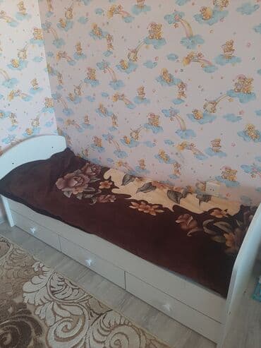 yataq xəstələri üçün çarpayı: Oğlan və qız üçün, İşlənmiş, Çarpayı, Matras ilə, Siyirməli — 2