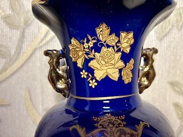 sir sekilleri: Bir vaza, Farfor — 8