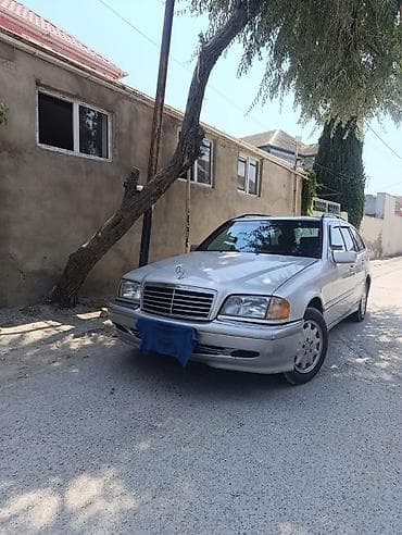 mercedes e350: Mercedes-Benz C-Class: 2.2 l | 1999 il Universal — 2