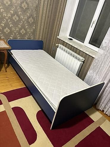 mebellər: Təknəfərlik çarpayı, Bazasız, Matras ilə, Siyirməsiz — 2