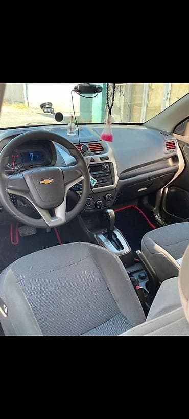 Chevrolet Cobalt: 1.5 l | 2025 il 88000 km Sedan — 5