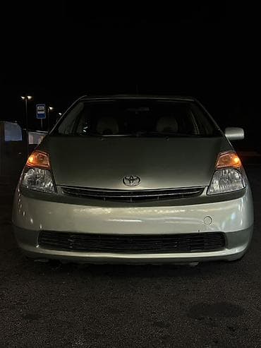 toyota prius kapot: Toyota Prius (2-ci nəsil) hibrid hetçbek - Gümüş/boz rəngli kuzov, 5 — 1