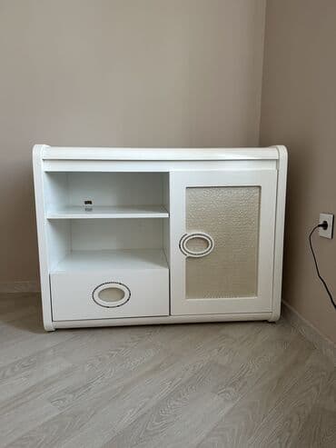 Termolar: Tv altliq satilir.80 manat,unvan Xirdalan — 1