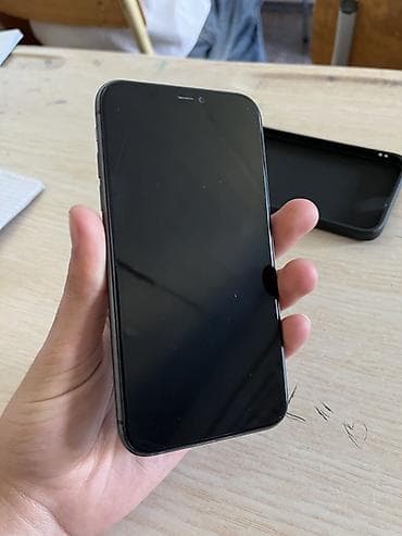 400 pro honor: IPhone 11, 64 GB, Qara, Face ID — 2