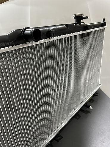 qazel radiator: BYD üçün Yeni Su Radiatoru
BYD Su Radiatoru — 2