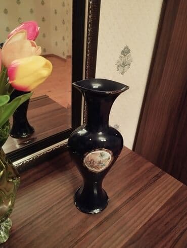 Ev saatları: Bir vaza, Keramika — 2