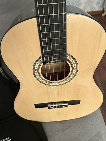 Klassik gitara, Yeni, Ünvandan götürmə — 3