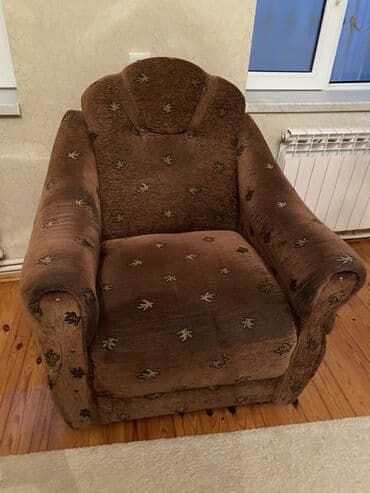 надувной кресло: Qəhvəyi rəngli, üzərində naxışlar olan rahat kreslo. Yumşaq oturacağı — 2