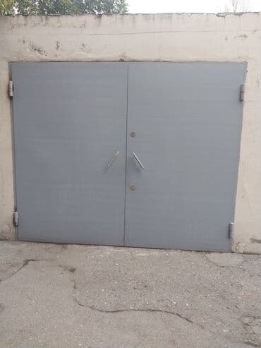 işləmiş dərvazalar: Qaraj ücün qapı — 4