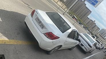 saipa servis: Iran Khodro : 1.7 l | 2021 il 168000 km Sedan — 4