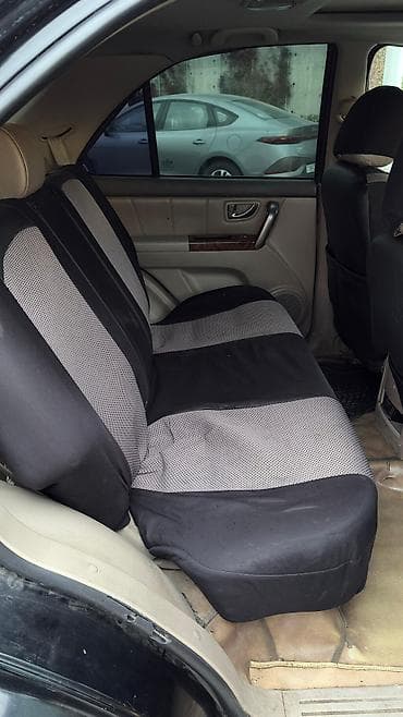 muravey satiwi: Kia Sorento – qara rəngdə, tam ölçülü SUV - Korpus: 5 qapılı, qara — 8