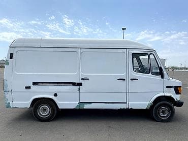mercedes benz 208 d: Mercedes-Benz 208, 1995 il, motor 2.3 l, Furqon, İşlənmiş — 3
