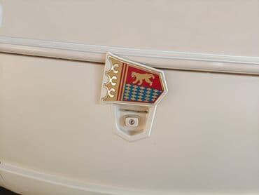 дом на колёсах: Hersey islek veziyyetde, senedleri hamsi qaydasindadi. Alan adama real — 3