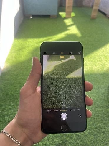 iphone 6s plus satilir: IPhone 7 Plus, Qara, Barmaq izi — 6