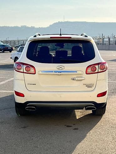 hunday aksent: Hyundai Santa Fe: 2.2 l | 2012 il Ofrouder/SUV — 4