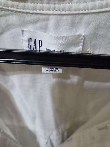 Məhsul: GAP qadın köynəyi – Boyfriend Fit Xüsusiyyətlər: - Rəng: ağ - — 2