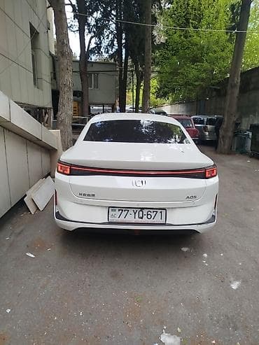 ravon r3 kredit: Masin 7 ay once okean salondan alinib hec bir problemi yoxdur. taksi — 1