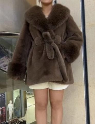 herbi geyim: Qadın kürkü – qəhvəyi, yumşaq və sıx tüklü - Dizayn: Kəmərli — 2