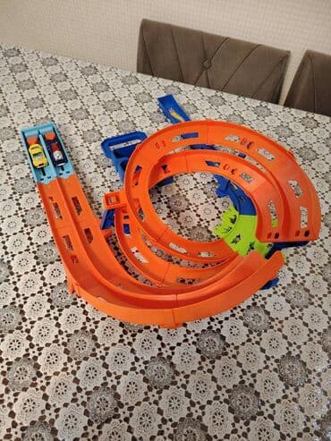 детские машинки на педалях: Hotwheels — 1